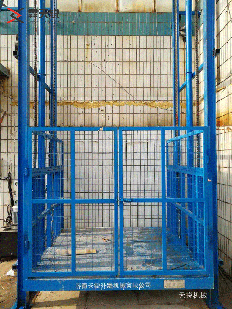 阿拉善室外贴墙导轨式升降机